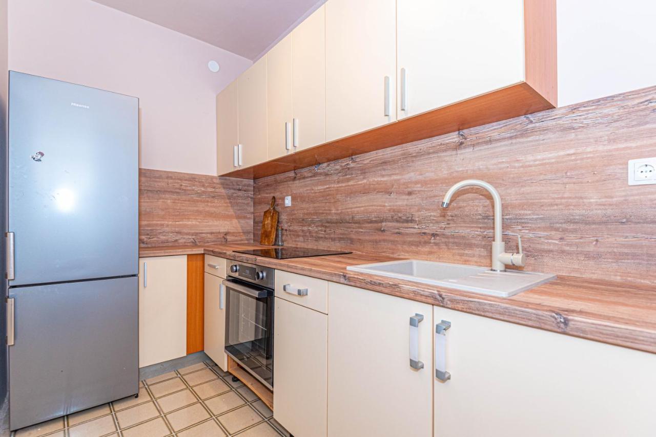 Apartment Nocturno Рогозница Экстерьер фото