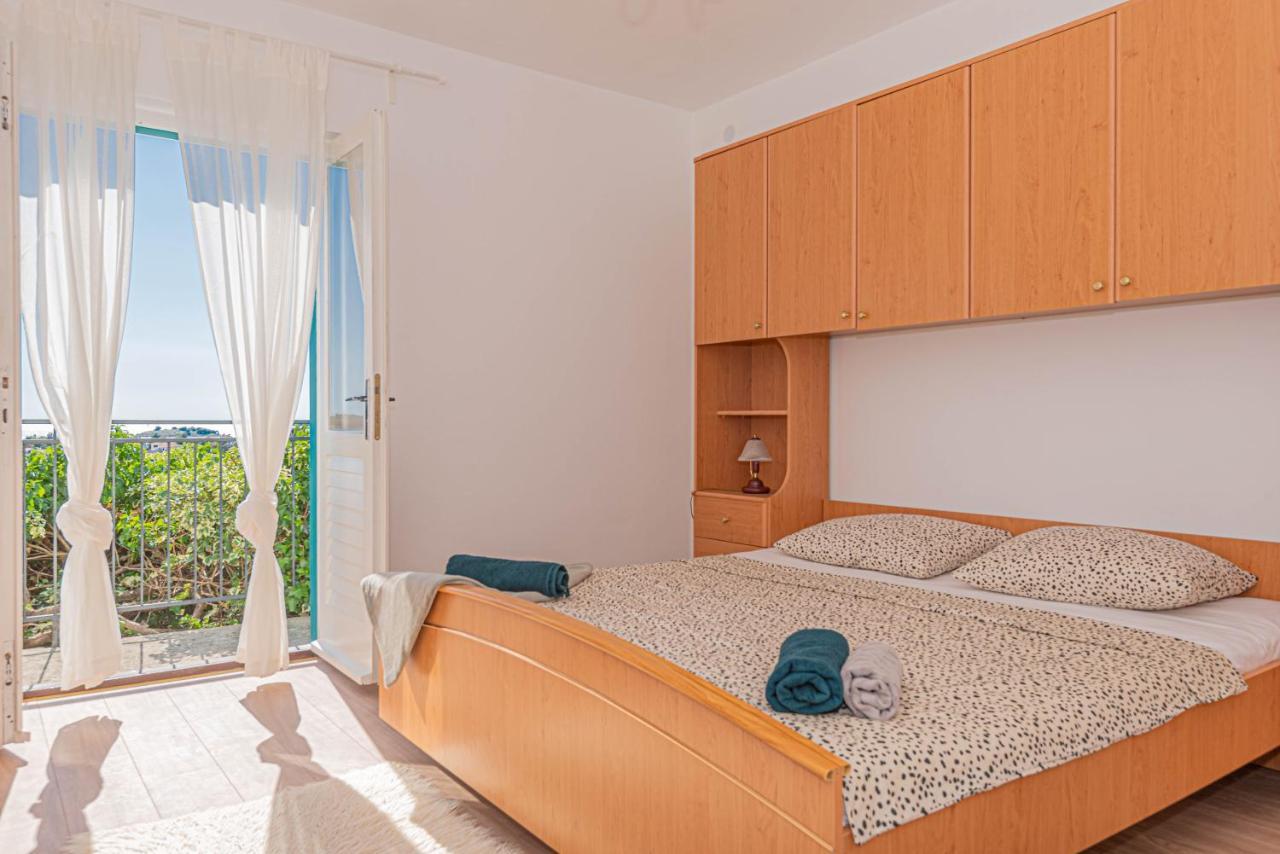 Apartment Nocturno Рогозница Экстерьер фото